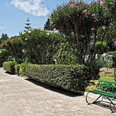 Hotel Villaggio Club Altalia Residence Brancaleone Extérieur photo