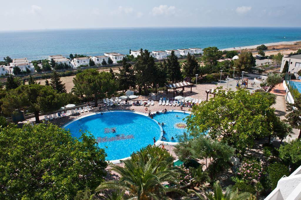 Hotel Villaggio Club Altalia Residence Brancaleone Extérieur photo