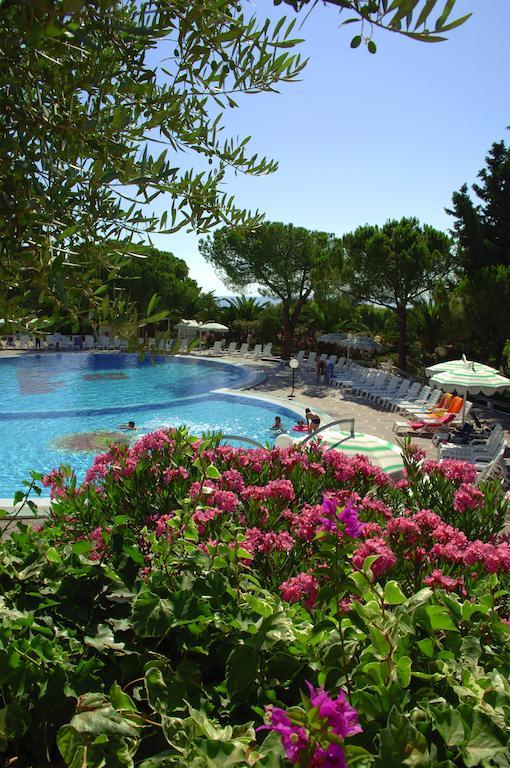 Hotel Villaggio Club Altalia Residence Brancaleone Extérieur photo